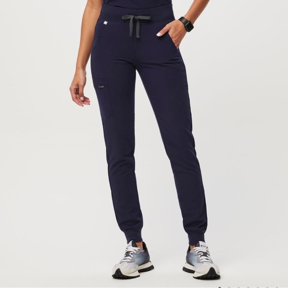 FIGS L scrub Zamora Jogger Scrub Pants - Picture 1 of 2